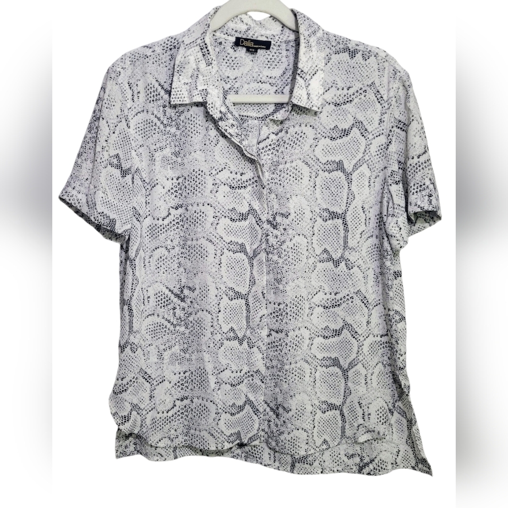 Dalia Women's Snake Print Button Down Office Corporate Light Academia Shirt Med